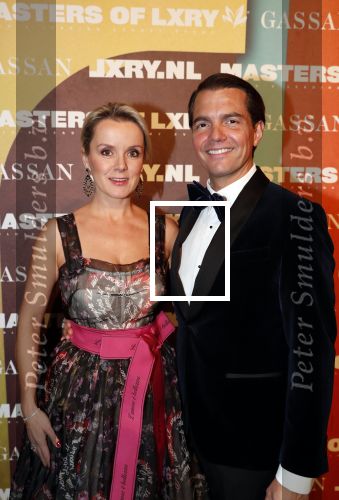 Amsterdam 12 december 2019
Luxury fair LXRY in de rai. Suze mens met haar man