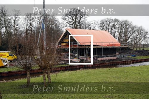 Ouderkerk aan de Amstel / Amsterdam 20 december 2019
Aanbouw huis van Sven Kramer en Naomi v As aan de Amstel.