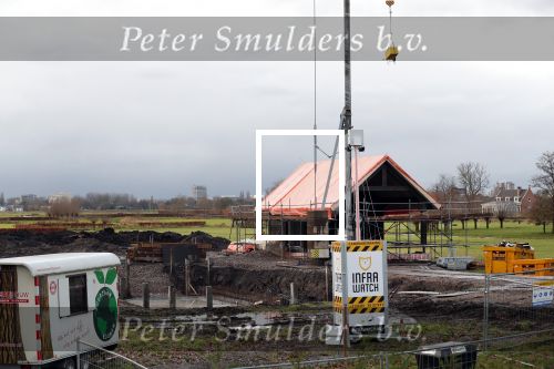 Ouderkerk aan de Amstel / Amsterdam 20 december 2019
Aanbouw huis van Sven Kramer en Naomi v As aan de Amstel.