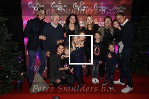 Amsterdam 22 december 2019
RTL Christmas show in de ziggo Dome. Sven sauve met zijn familie