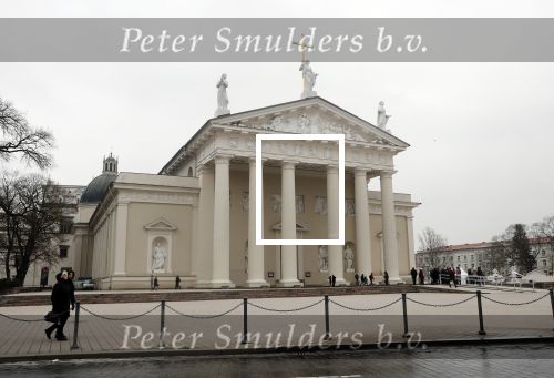 Vilnius 7 december 2019
Bonnie Horbach gaat met haar dochter tennissen. Bonnie is de Nederlandse ambassadeur in Vilnius in Litouwen . Je hebt daar de ambassade en Bonnie woont in een groot huis in het park van Vilnius.