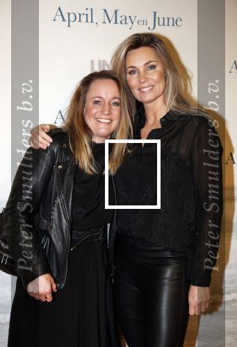 Amsterdam 16 december 2019
Premiere April may June in het deLamar theater met oa in de hoofdrollen Linda de Mol Elise Schaap en Tjitske Reidinga. Vivian Slingerland met een vriendin