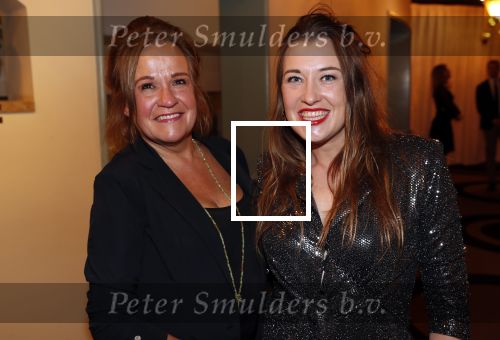 Amsterdam 19 december 2019
Premiere kerstcircus in Carre. Xandra Brood kwam met dochter