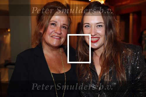 Amsterdam 19 december 2019
Premiere kerstcircus in Carre. Xandra Brood kwam met dochter