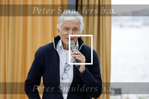 Amsterdam 20 december 2020
Ben Cramer zingt vanuit bed in het Mandelahuisje .