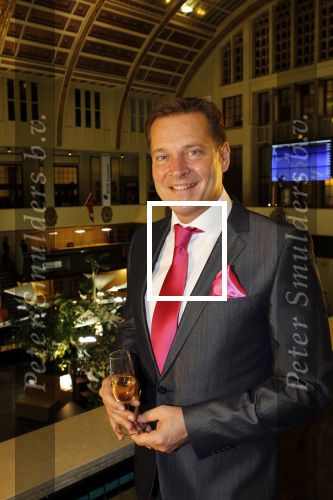 Amsterdam 25 januari 2011
Cast Legalyy Blonde opent amsterdamse effectenbeurs. Aanwezig Pearl Jozefzoon, Albert Verlinde Laura Vlasblom Kim Lian v d Meij Joey Schalker Roy v Iersel en medewerkers van de beurs.
Peter Smulders bv