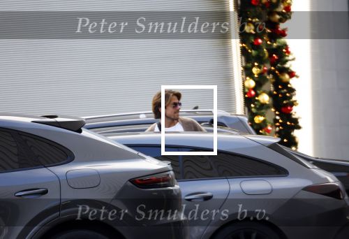 Schiphol Mijdrecht 20 december 2021
Andre Hazes en zijn neef en beste vriend Djarno Hofland worden door Rachel hazes opgehaald op Schiphol na een vakantie naar Las Vegas en Los Angeles. Daarna rijden Andre en zijn moeder naar haar huis in Mijdrecht.