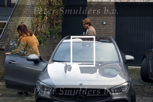 Schiphol Mijdrecht 20 december 2021
Andre Hazes en zijn neef en beste vriend Djarno Hofland worden door Rachel hazes opgehaald op Schiphol na een vakantie naar Las Vegas en Los Angeles. Daarna rijden Andre en zijn moeder naar haar huis in Mijdrecht.