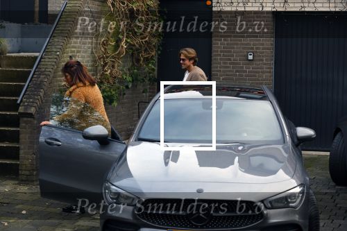 Schiphol Mijdrecht 20 december 2021
Andre Hazes en zijn neef en beste vriend Djarno Hofland worden door Rachel hazes opgehaald op Schiphol na een vakantie naar Las Vegas en Los Angeles. Daarna rijden Andre en zijn moeder naar haar huis in Mijdrecht.