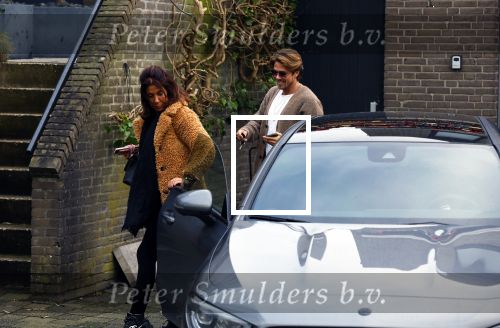 Schiphol Mijdrecht 20 december 2021
Andre Hazes en zijn neef en beste vriend Djarno Hofland worden door Rachel hazes opgehaald op Schiphol na een vakantie naar Las Vegas en Los Angeles. Daarna rijden Andre en zijn moeder naar haar huis in Mijdrecht.