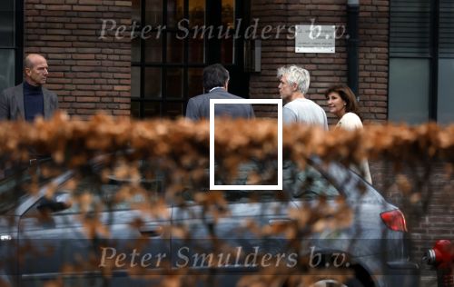 Amsterdam 28 december 2021
Astrid Joosten en haar partner voor hun huis / appartement