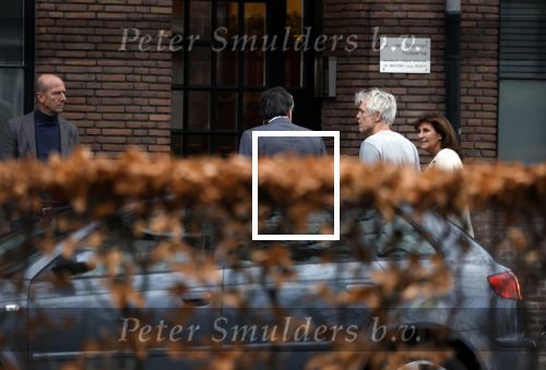 Amsterdam 28 december 2021
Astrid Joosten en haar partner voor hun huis / appartement