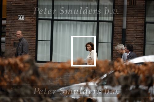 Amsterdam 28 december 2021
Astrid Joosten en haar partner voor hun huis / appartement