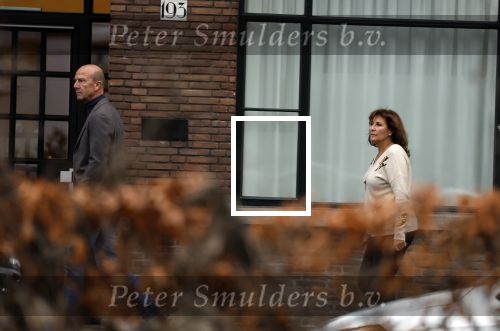 Amsterdam 28 december 2021
Astrid Joosten en haar partner voor hun huis / appartement