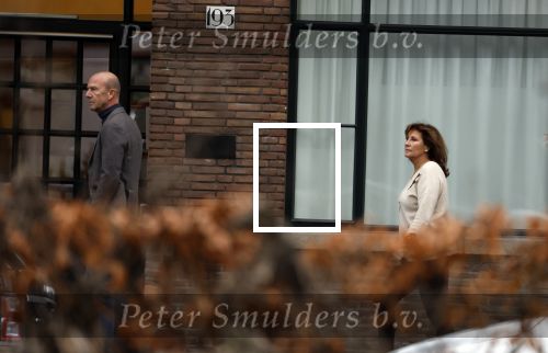 Amsterdam 28 december 2021
Astrid Joosten en haar partner voor hun huis / appartement