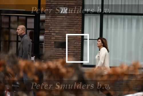 Amsterdam 28 december 2021
Astrid Joosten en haar partner voor hun huis / appartement