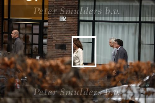 Amsterdam 28 december 2021
Astrid Joosten en haar partner voor hun huis / appartement