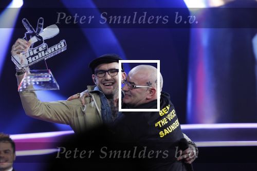 Ede 21 januari 2011
Finale van TVOH The voice of Holland in Ede gepresenteerd door Wendy v Dijk en Martijn Krabbe. Ben Saunders wint uiteindelijk. Ben Saunders met vader
Peter Smulders bv