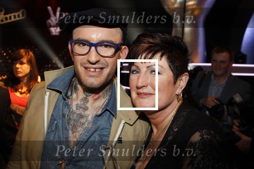 Ede 21 januari 2011
Finale van TVOH The voice of Holland in Ede gepresenteerd door Wendy v Dijk en Martijn Krabbe. Ben Saunders wint uiteindelijk. Ben met zijn moeder
Peter Smulders bv