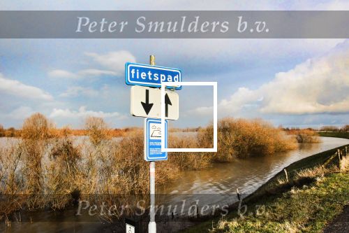 Zaltbommel, 19 Januari 2011
De Hurwenense Kil is in zijn huidige vorm ontstaan in het jaar 1639. Toen werd een oude meander van de Waal door de mens afgesneden van de rivier. De oude loop van de rivier is nog duidelijk in het landschap te herkennen. Bij hoog water in de rivier stroomt het water door het gebied heen en hierdoor ontstaat een uitermate rijk natuurgebied. Het is dan ook geen wonder dat De Kil van Hurwenen uitgeroepen is tot natuurreservaat. Natuurreservaat