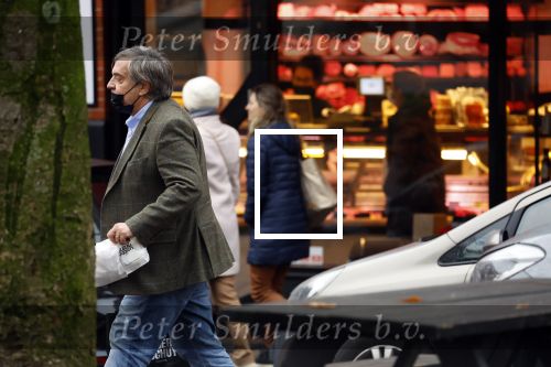 Amsterdam 17 december 2021
Dirk jan Parelberg doet boodschappen in Amsterdam zuid.