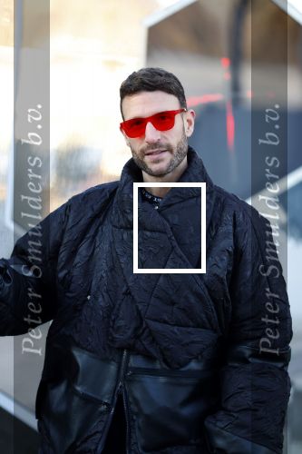 Amsterdam 21 december 2021
Dj Don Diablo met zijn NFT kunstwerk bij Moco museum
