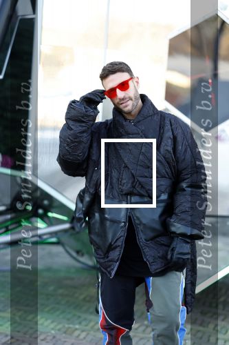 Amsterdam 21 december 2021
Dj Don Diablo met zijn NFT kunstwerk bij Moco museum