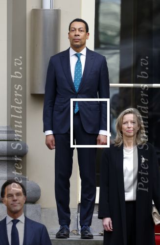 Den haag 10 januari 2022
Balkonscene nieuwe kabinet op paleis Noordeinde.
Koning Willem Alexander Mark Rutte Wopke Hoekstra Hugo de Jonge Kasja ollongren Liesje Schreinemacher Franc Weerwind Dilan Yesilgoz Hanke Bruins Robbert Dijkgraaf Dennis Wiersma Mark Harbers Micky Adriaansens Rob Jetten Henk Staghouwer Christianne v d Wal Karien v Gennip Carola Schouten Ernst Kuipers en Conny Helder .
