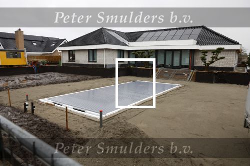 Fijnaart 4 januari 2022
Frans Bauer is al maanden zijn hele huis aan het verbouwen.