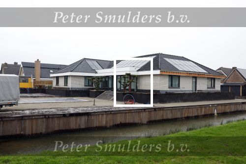Fijnaart 4 januari 2022
Frans Bauer is al maanden zijn hele huis aan het verbouwen.