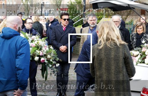 Schagen 11 januari 2022
Begrafenis / dienst van Janny Joling de moeder van Gerard Joling in het centrum van Schagen.