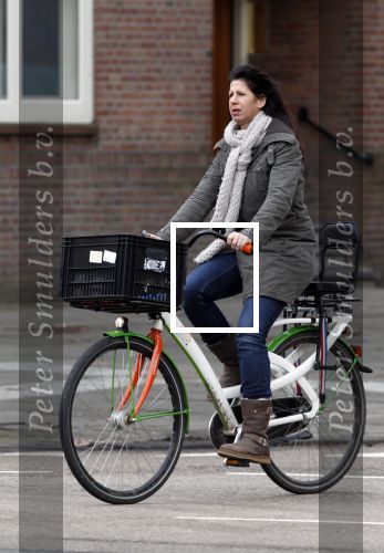 Amsterdam 19 januari 2011
Isa Hoes op de fiets in Amsterdam.
Peter Smulders bv