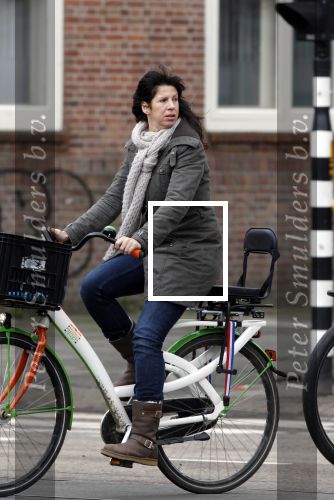 Amsterdam 19 januari 2011
Isa Hoes op de fiets in Amsterdam.
Peter Smulders bv