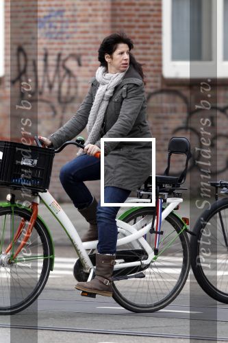 Amsterdam 19 januari 2011
Isa Hoes op de fiets in Amsterdam.
Peter Smulders bv