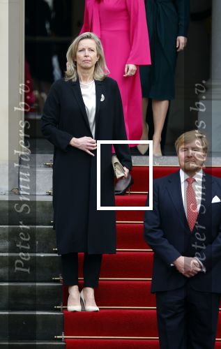 Den haag 10 januari 2022
Balkonscene nieuwe kabinet op paleis Noordeinde.
Koning Willem Alexander Mark Rutte Wopke Hoekstra Hugo de Jonge Kasja ollongren Liesje Schreinemacher Franc Weerwind Dilan Yesilgoz Hanke Bruins Robbert Dijkgraaf Dennis Wiersma Mark Harbers Micky Adriaansens Rob Jetten Henk Staghouwer Christianne v d Wal Karien v Gennip Carola Schouten Ernst Kuipers en Conny Helder .