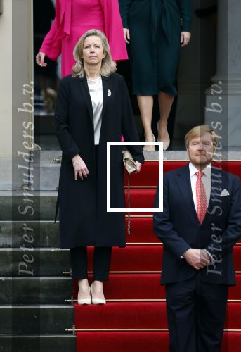 Den haag 10 januari 2022
Balkonscene nieuwe kabinet op paleis Noordeinde.
Koning Willem Alexander Mark Rutte Wopke Hoekstra Hugo de Jonge Kasja ollongren Liesje Schreinemacher Franc Weerwind Dilan Yesilgoz Hanke Bruins Robbert Dijkgraaf Dennis Wiersma Mark Harbers Micky Adriaansens Rob Jetten Henk Staghouwer Christianne v d Wal Karien v Gennip Carola Schouten Ernst Kuipers en Conny Helder .