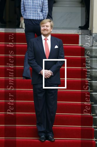 Den haag 10 januari 2022
Balkonscene nieuwe kabinet op paleis Noordeinde.
Koning Willem Alexander Mark Rutte Wopke Hoekstra Hugo de Jonge Kasja ollongren Liesje Schreinemacher Franc Weerwind Dilan Yesilgoz Hanke Bruins Robbert Dijkgraaf Dennis Wiersma Mark Harbers Micky Adriaansens Rob Jetten Henk Staghouwer Christianne v d Wal Karien v Gennip Carola Schouten Ernst Kuipers en Conny Helder .