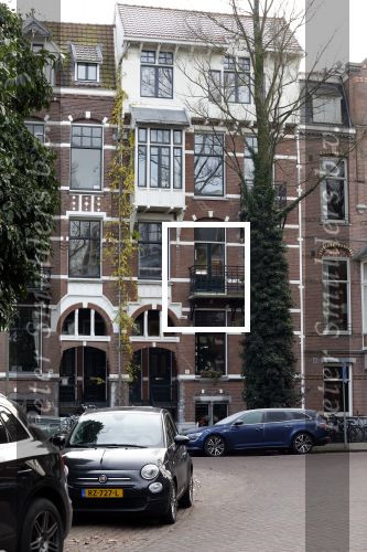 Amsterdam 22 december 2021
Lil Kleine en jaimie Vaes met hun zoon Lion op de cofnelis schuytstraat.