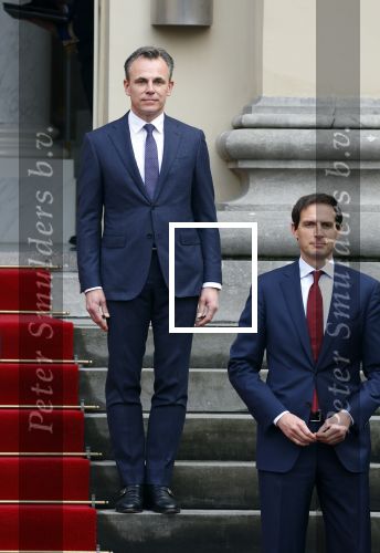 Den haag 10 januari 2022
Balkonscene nieuwe kabinet op paleis Noordeinde.
Koning Willem Alexander Mark Rutte Wopke Hoekstra Hugo de Jonge Kasja ollongren Liesje Schreinemacher Franc Weerwind Dilan Yesilgoz Hanke Bruins Robbert Dijkgraaf Dennis Wiersma Mark Harbers Micky Adriaansens Rob Jetten Henk Staghouwer Christianne v d Wal Karien v Gennip Carola Schouten Ernst Kuipers en Conny Helder .