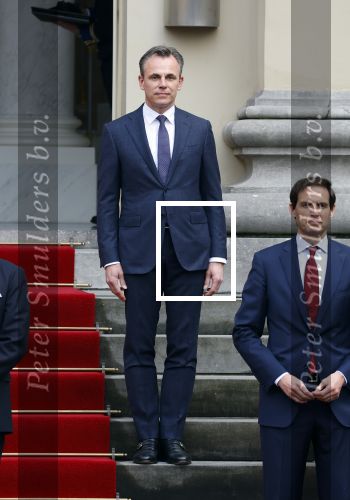 Den haag 10 januari 2022
Balkonscene nieuwe kabinet op paleis Noordeinde.
Koning Willem Alexander Mark Rutte Wopke Hoekstra Hugo de Jonge Kasja ollongren Liesje Schreinemacher Franc Weerwind Dilan Yesilgoz Hanke Bruins Robbert Dijkgraaf Dennis Wiersma Mark Harbers Micky Adriaansens Rob Jetten Henk Staghouwer Christianne v d Wal Karien v Gennip Carola Schouten Ernst Kuipers en Conny Helder .