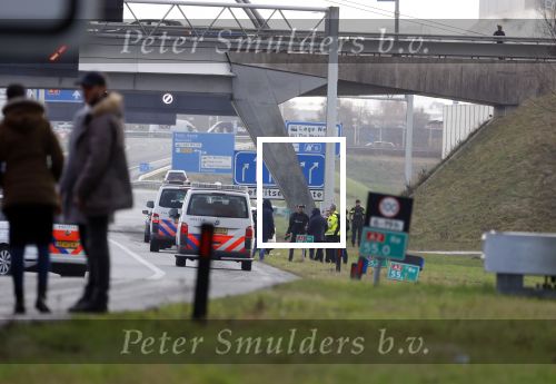Maarssen 6 januari 2021
De A2 bij Maarssen is 2 uur afgesloten geweest na een achtervolging wat met mogelijke aanslag op John v d Heuvel te maken had.