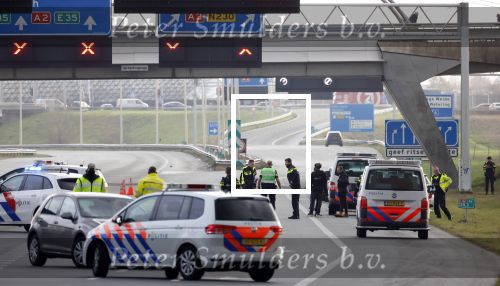 Maarssen 6 januari 2021
De A2 bij Maarssen is 2 uur afgesloten geweest na een achtervolging wat met mogelijke aanslag op John v d Heuvel te maken had.