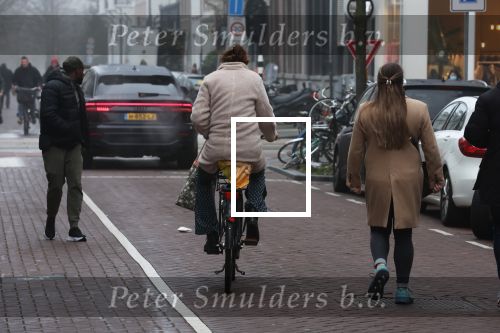 Amsterdam 4 december 2021
Prinses Marilene op de fiets op de pc hooftstraat