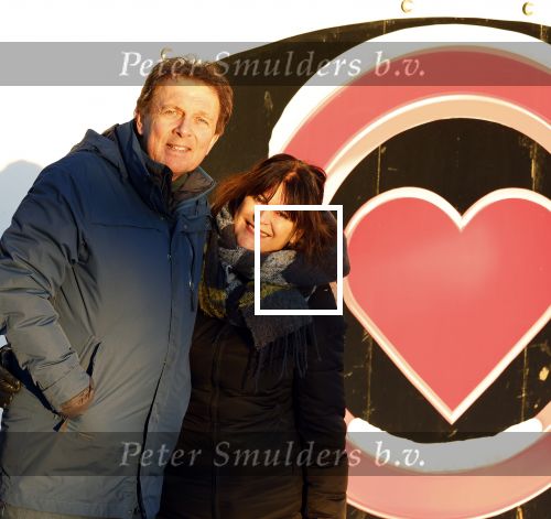 Amsterdam 21 december 2021
Robert ten Brink en zijn vrouw bij opnames all you need is love op museumplein.