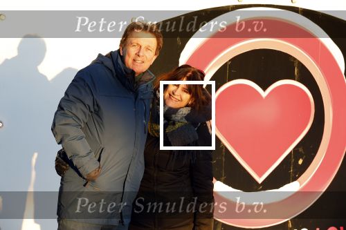 Amsterdam 21 december 2021
Robert ten Brink en zijn vrouw bij opnames all you need is love op museumplein.