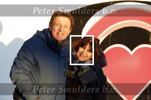 Amsterdam 21 december 2021
Robert ten Brink en zijn vrouw bij opnames all you need is love op museumplein.