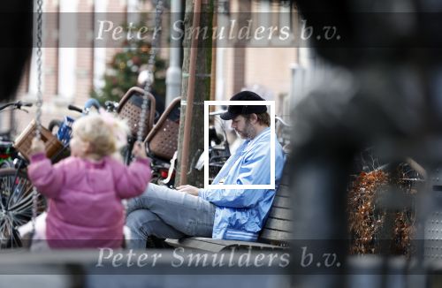 Amsterdam 3 januari 2021
Sander lantinga en zijn vrouw Tessel v d Lugt voor het eerst wandelen met hun dochtertje Lexi . Ook hun andere dochter Cato is erbij.