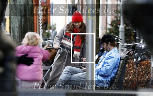 Amsterdam 3 januari 2021
Sander lantiga en zijn vrouw aan het wandelen met hun dochter en baby