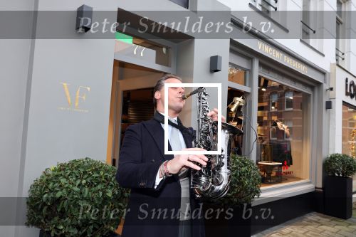 Amsterdam 4 december 2021
Opening winkel Layer in Amsterdam zuid.
Saxofonist