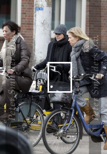 Amsterdam 19 januari 2011
Susan Visser met haar bakfiets.
Peter Smulders bv